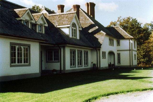 leachhouse.jpg